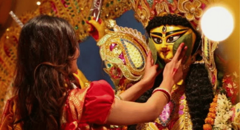 Maa Durga’s Homecoming: Why Bengalis Celebrate Navratri with Non-Veg Feasts