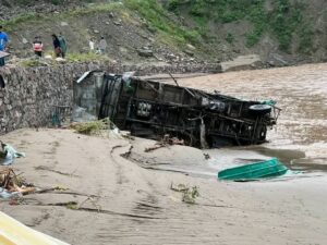mandi-cloudburst - TVM Times – Trusted News, Clear Vision & Latest Updates mandi-cloudburst